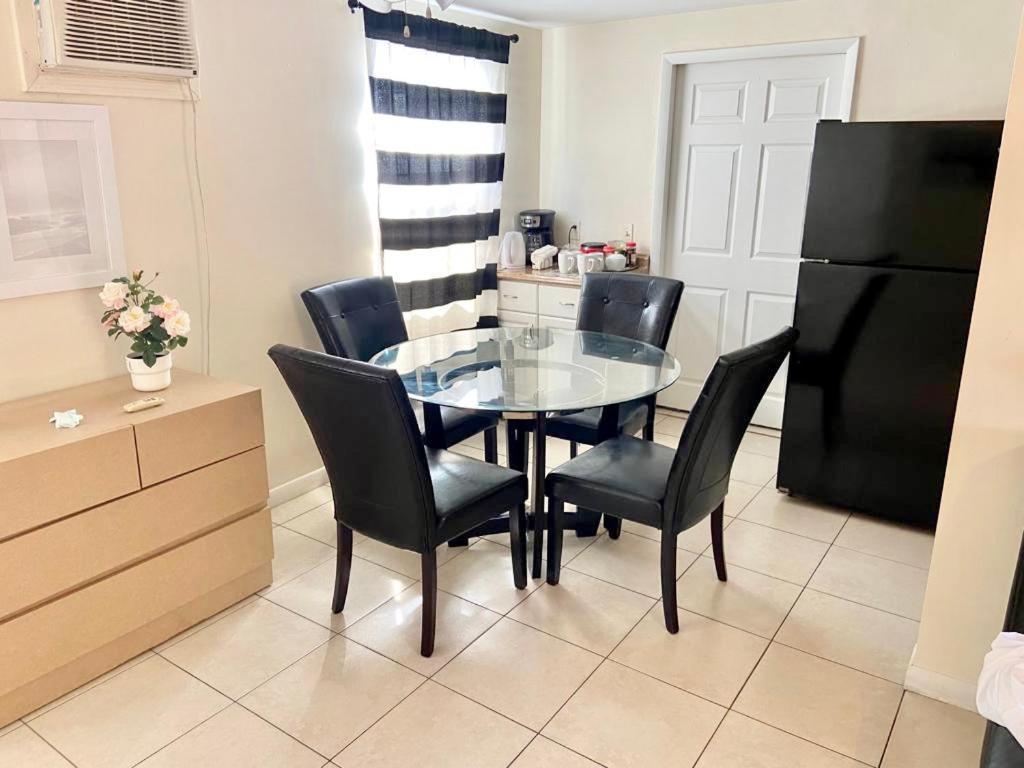 Private Room Near Miami Airport - Free Parking - 01 外观 照片
