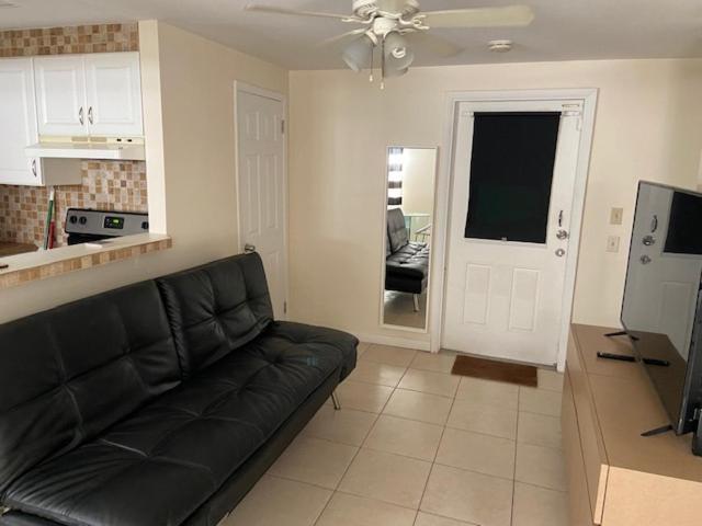 Private Room Near Miami Airport - Free Parking - 01 外观 照片