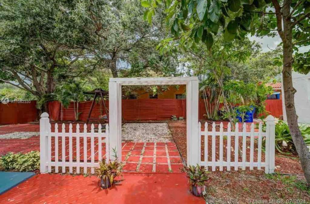 Private Room Near Miami Airport - Free Parking - 01 外观 照片